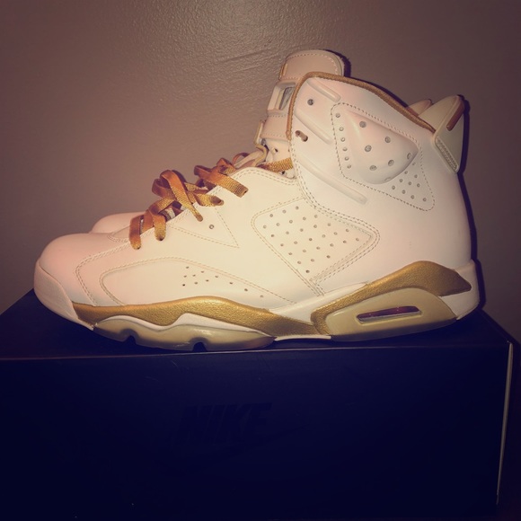 Air Jordan 6 “Golden Moment” - Picture 1 of 4
